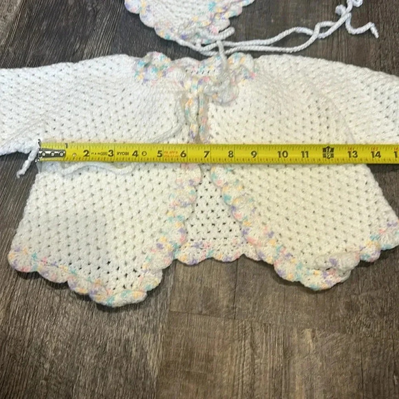Crochet baby sweater and hat - Picture 3 of 7